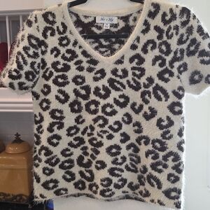 Animal print eyelash sweater sz med